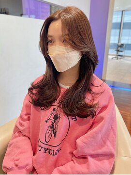 ビーハイブ 一番町店 アヴェダ(BEHIVE) 韓国風　くびれロング　ピンクベージュ　ゆる巻き