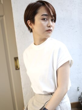 バース(BIRTH) 天神【BIRTH】マットブラウン×タイトショート1