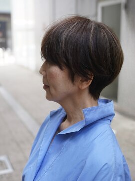 ビュートリアム 梅田(BEAUTRIUM) マッシュ/ショート/白髪ぼかし/ハイライト/40代/50代/60代