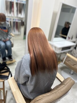 カリーナ(CARINA) ピンクでつくるブラウン/ハイトーンブラウン