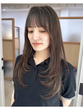 シティー(sity) イヤリングカラー×ロングハイレイヤー