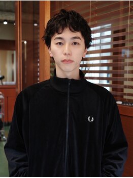クヴェル バイ アーバン(KVELL by urban.)の写真/【名駅徒歩1分】トレンド×個性をmixしたカットで、あなたの魅力を最大限に引き出し、デキる男にチェンジ☆