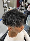 ホワイトメッシュのアップバング
