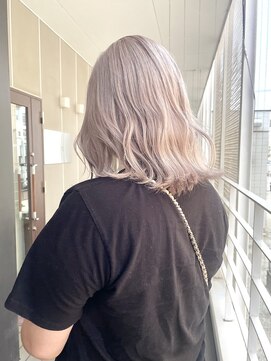 シオ ヘアー デザイン(Sio. hair design) 福岡 西新 ハイトーン ホワイト