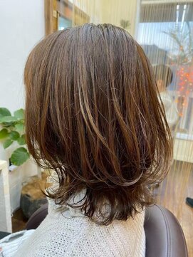 セレーズ ウィズ ミロ(Seles With Miro) レイヤーミディアム×白髪ぼかしハイライト