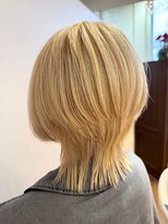 イーストハムヘッドショップ(EAST HAM head shop) デザインカット/ミディアム/くらげヘア/ウルフ/ベージュ