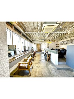 【NEWOPEN】毎日をもっと自由に。通いやすい価格で叶える、あなたらしさを引き出すスタイル。[三ノ宮/元町]