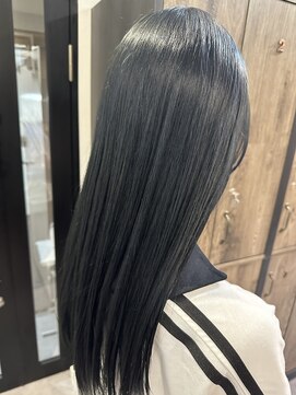 フラッグ(flag) 深みカラー｜艶感重視の美髪ダークトーン