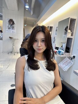 リー 四ツ橋(Lee) レイヤーカット/ミディアム/ヘアカラー