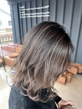 コルバース(COL BIRTH) バレイヤージュ　スモーキーベージュ