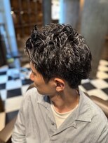 ザ バーバー 虎ノ門ステーションタワー(THE BARBER)&nbsp;スパイキーショート　ピンパーマ