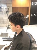 フランクスバーバー アンド ビアークラブ(FRANK'S BARBER and BEER CLUB)&nbsp;くせ毛風パーマソフトツーブロックフェザーマッシュ