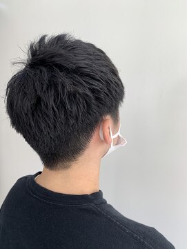 ディーボーイリタ 光の森(D-BOY Lita) ナチュラルショート