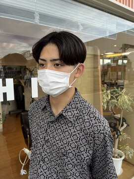 ネオヘアーバイヘアーシーク(neo hair by hair chic) メンズセンターパート