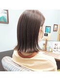 切りっぱなしのベージュロブ