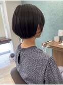 襟足ギリギリショートボブ