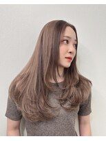 シュウ(shu)&nbsp;ベージュ×ローライト×レイヤー