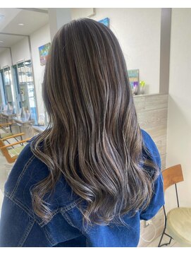 アースオーセンティック 高知潮江店(EARTH Authentic) ハイライトグレージュ