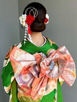 ナカオコアフュール(NAKAO COIFFURE)&nbsp;着物ヘア お団子 お花アレンジ シンプル ヘアセット