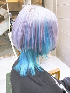 デイズ(days) 超ハイトーンウルフヘア/ホワイトシルバーにブルー