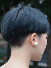 ロムサンク(L'HOMME CINQ)&nbsp;マッシュショート×ネイビーブラック