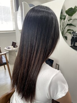 グラフ 立川(Graph.) 縮毛矯正 Aujua髪質改善トリートメント