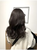 暗髪ロングヘア