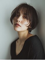 ココ(qoqo) クールボブ レイヤーボブ 顔周りカット 暗色 ダークカラー