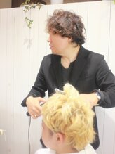 オール イン オール ヘアールーム(ALL IN ALL hair room) 福元 智浩