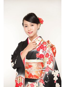 ヘア クチュール ミヨ(HAIR COUTURE MIYO) 成人式前撮り　編みこみアップスタイル
