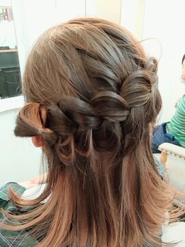 メロウ(mellow) ヘアセット☆ダウンアレンジ