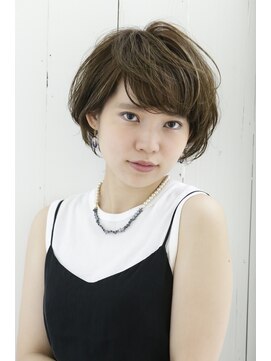 コリーナ(collina) 【collina代官山】  ハイライト&ローライトボブC TSUBURAYA
