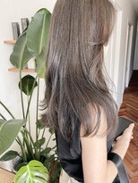 ザデイ(THE DAY)&nbsp;アッシュグレージュロング