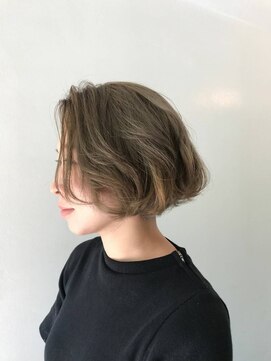 ヴァラ(VOILA) ボブショート