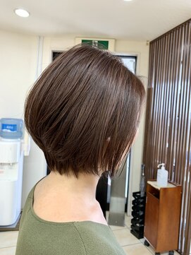 クオリス 上板橋店(QUALIS) 大人可愛い丸みボブピンクラベンダーベージュベビーピンク