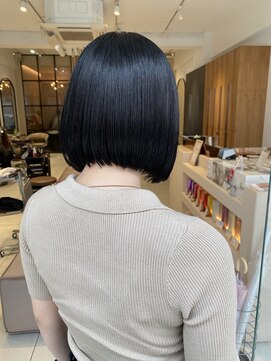 マーシィ(MARCIE) ボブ × グロスブラック