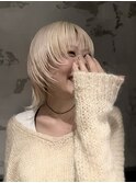 【riNa】抜きっぱなしブロンド、ウルフカット