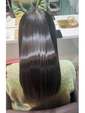 リズ(Liz) 【Lizutotalbeauty】髪質改善プレミアムストレート