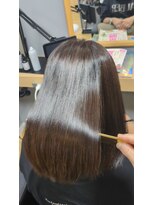 スリーク バイ ロイ 円町本店(sleek by roy)&nbsp;ツヤツヤ髪質改善トリートメントカラー