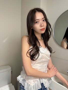 フォト 新宿三丁目(foto) ミディアム暗めカラーデザインカラーフェイスフレーミング