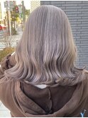 ラベンダーベージュ