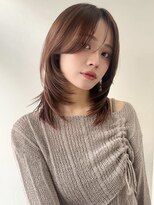 ミレバイジェニー (mirae by geny)&nbsp;ミディアムレイヤーカット　韓国ヘア