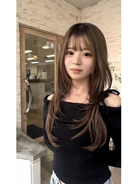 デビュー ヘアーメイク 顔周りレイヤー×ナチュラルブラウン