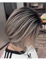 サロウィン 下北沢(SALOWIN)&nbsp;ヴェールグレーのシャドールーツ