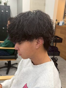 フゥ 宇都宮戸祭(FeU) 宇都宮メンズカットメンズパーマ波巻きスパイラルパーマツイスパ