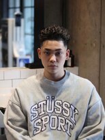 キングスマントーキョー カットクラブ 中野(KINGSMAN TOKYO CUTCLUB)&nbsp;ニュアンスパーマ/ツイストスパイラル/フェード[中野/MEN'S]