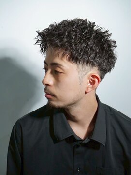 ヒロギンザバーバーショップ 新宿店(HIRO GINZA BARBER SHOP) ツイストショート/メンズパーマ〈理容室〉