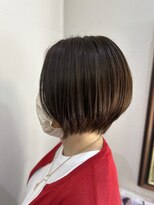 ナンバーフォーナチュラル(NO4 natural) 37. ショートボブ/白髪ぼかしハイライト/似合わせ/ツヤ感