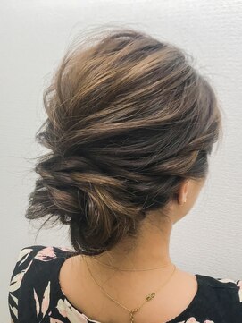 ワエン(WAEN) 【WAEN 横浜 植木 孝】外国人風パーティーアレンジ