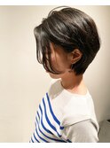短すぎない大人前下がりショート